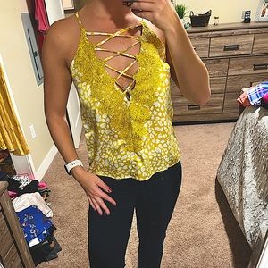 CARILLO PRINTED LACE UP CAMI TANK